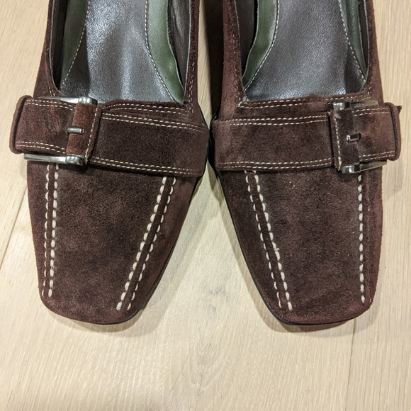 Y2K brown suede square toe heels - Picture 10 of 13